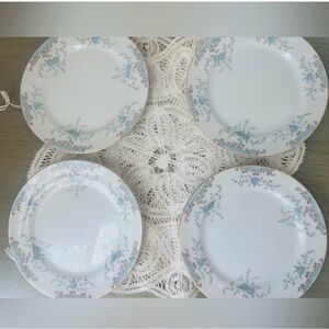 W Dalton Imperial China Seville
5303 White Blue Flowers 6.5"
Bread Plates